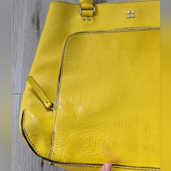 Kate Spade | Maryanne dandelion yellow leather preppy medium shoulder bag purse - Picture 4 of 16